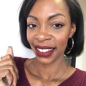 Meet your Posher, Toni